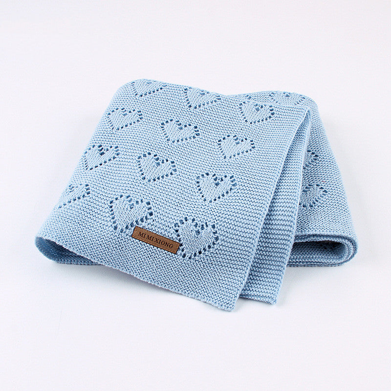 Knitted Heart Baby Blanket – Soft Windproof Stroller & Comfort Blanket (100×80 cm)